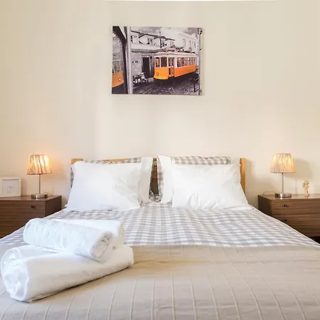 ゲストハウス Take A Break *