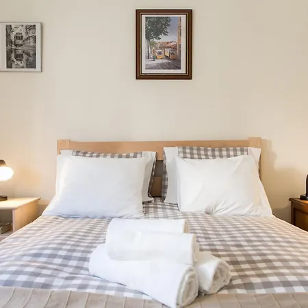 ゲストハウス Take A Break *